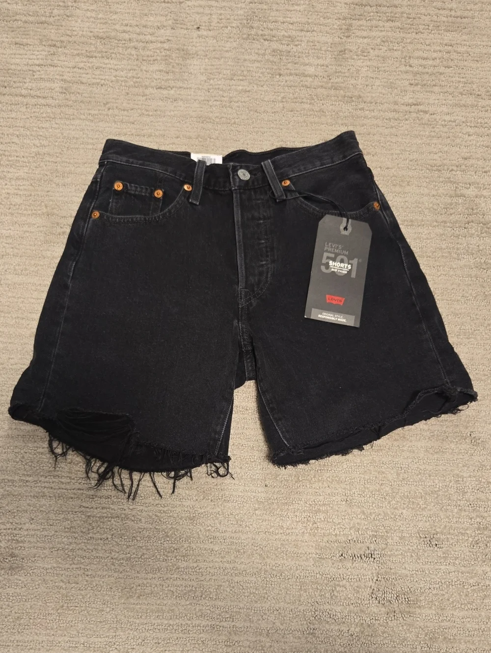 NWT Levi's 501 Mid-Thigh Frayed Raw Hem Jean Short-Lunar Black